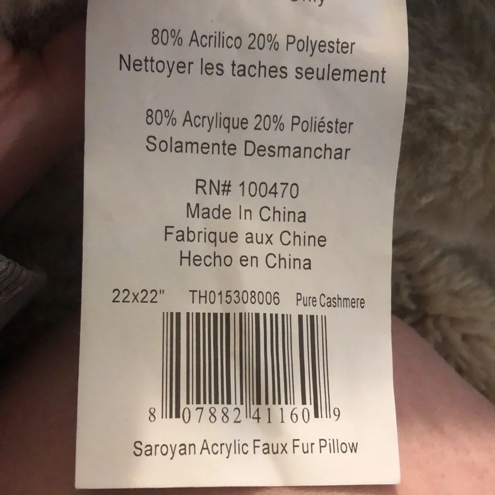 🎉4 for $20 Thro Faux Fur Pillow Cover, 22”x22”